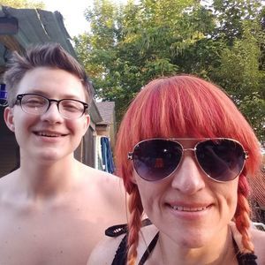 Meet your Posher, Mistie